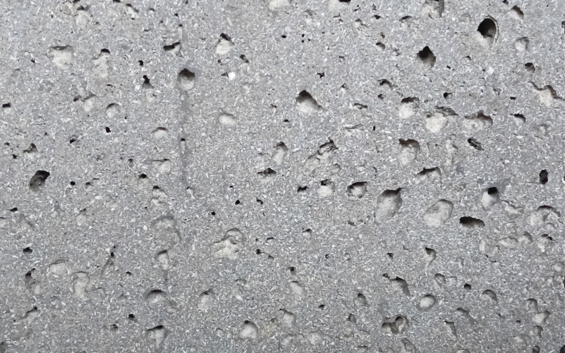 GRAPHITE TRAVERTINE